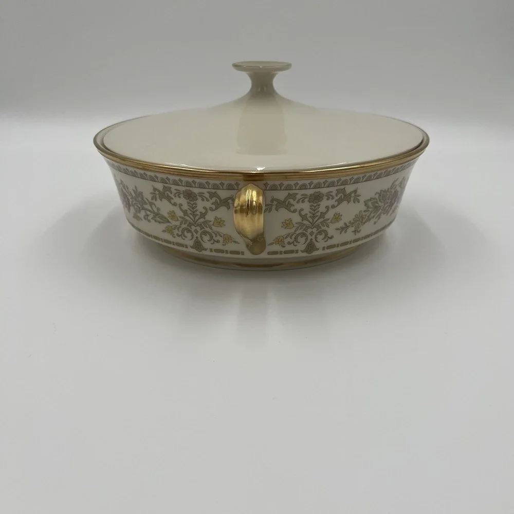 Lenox Serving Tureen with Lid Gold Trim Floral‎ Pattern Porcelain Dish